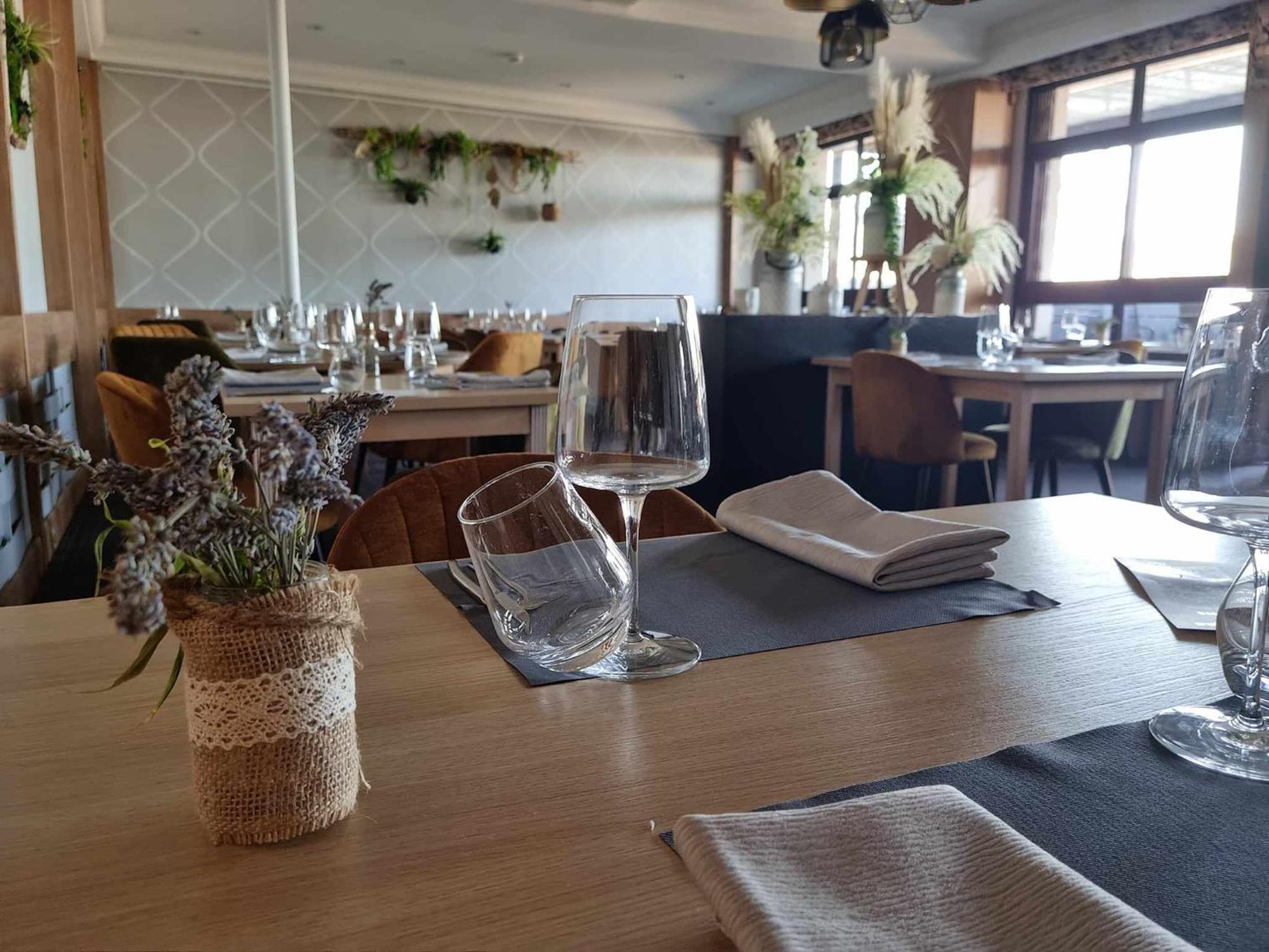 Schaeffer Hotell Serrières-en-Chautagne Eksteriør bilde