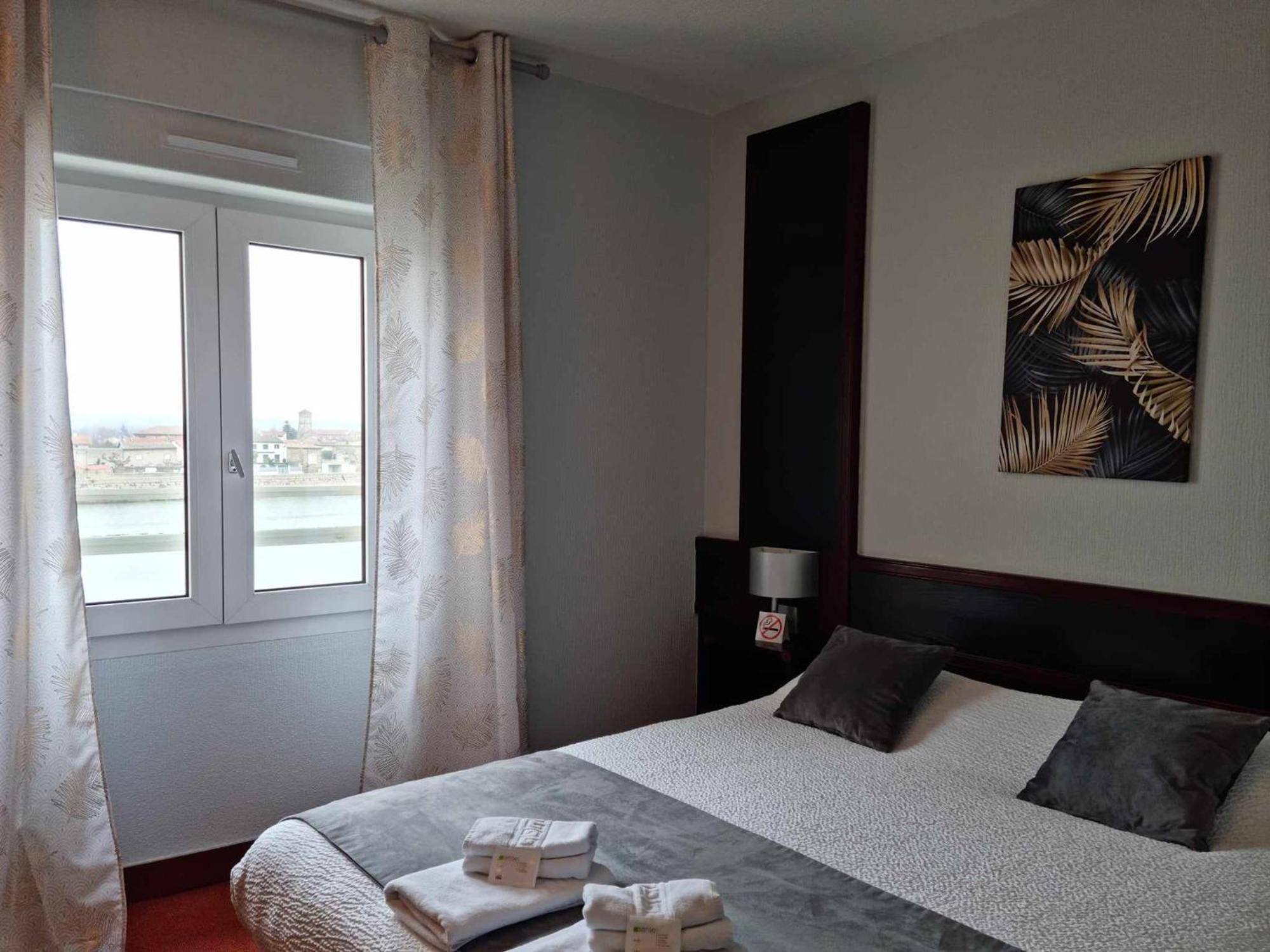 Schaeffer Hotell Serrières-en-Chautagne Eksteriør bilde