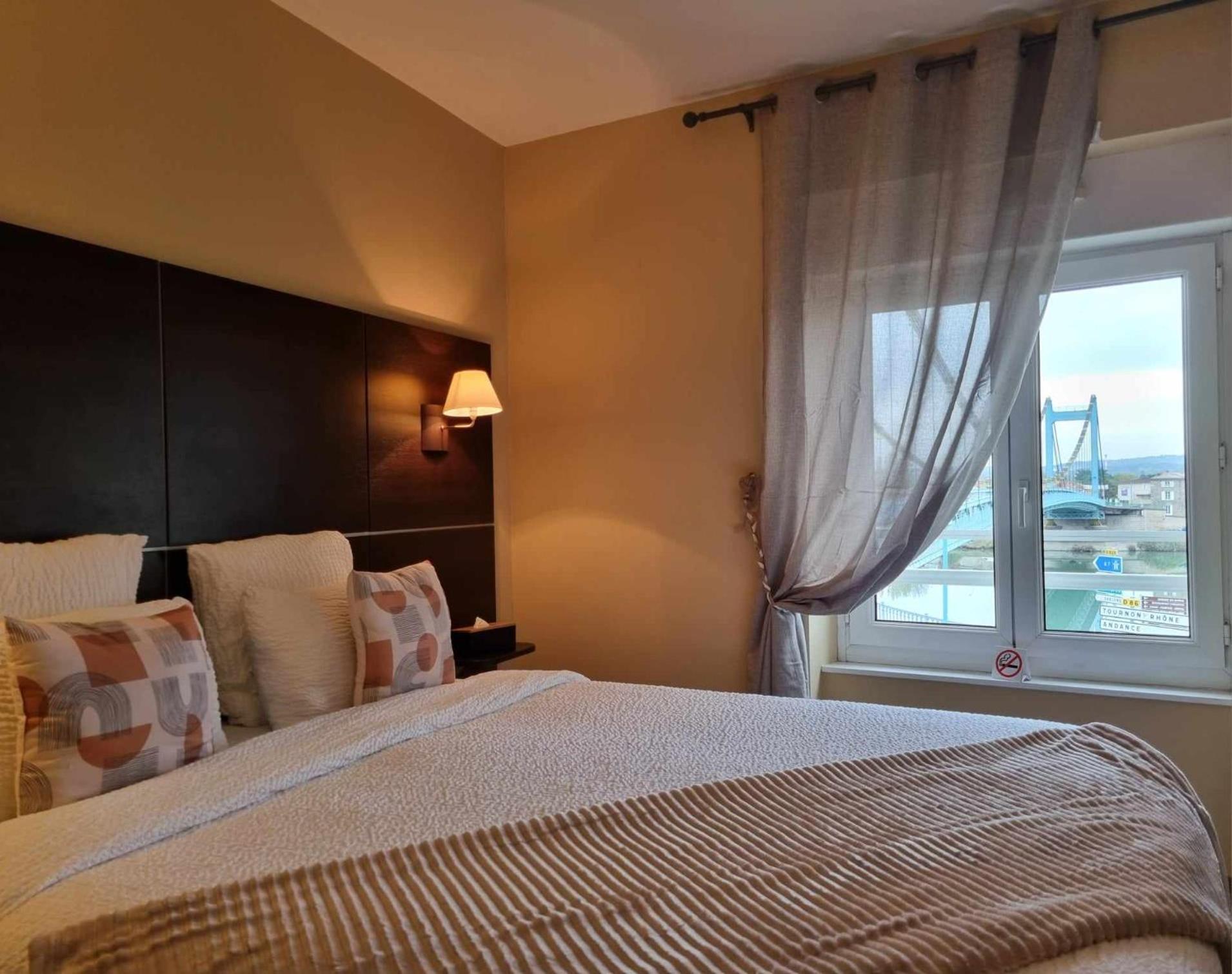 Schaeffer Hotell Serrières-en-Chautagne Eksteriør bilde